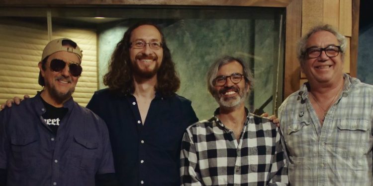 Mike Baggetta / Jim Keltner / Mike Watt – “Hospital Song” (Video)